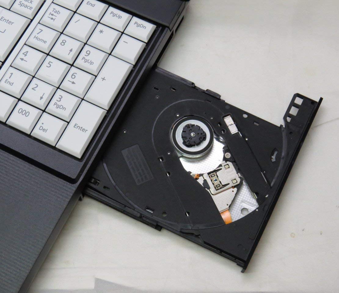 富士通 A576/P i5-6300U SSD256GB オフィス365 ノートパソコン 中古 富士通 LIFEBOOK A576/P Core i5 6300U SSD256G